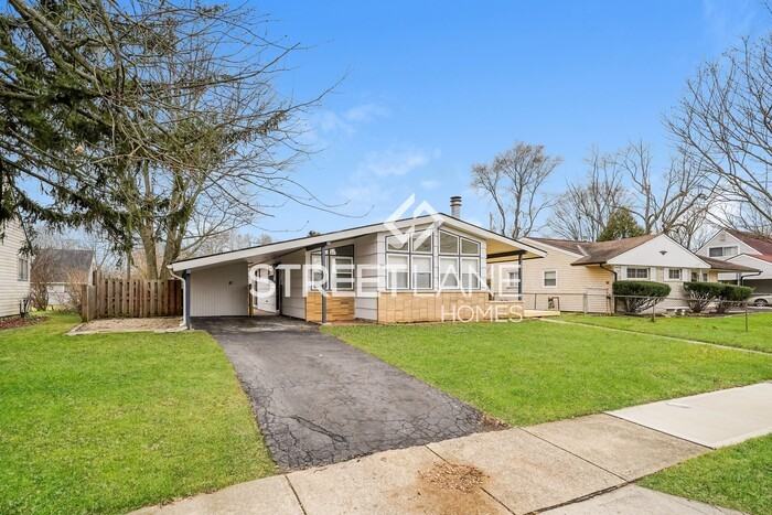 4977 Beatrice Dr - Photo 2 of 16