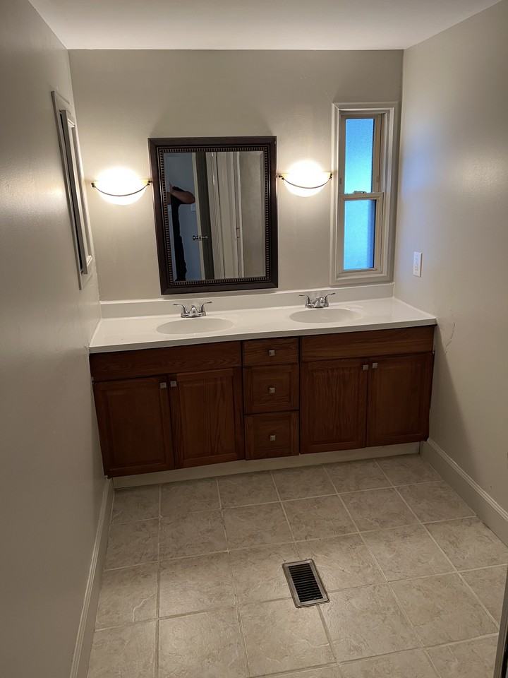 120 Black Diamond Rd #NA - Photo 2 of 19