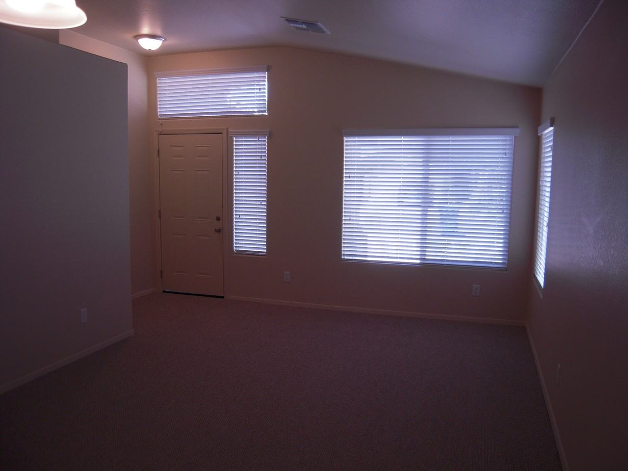 935 E Carla Vista Pl #NA - Photo 3 of 14