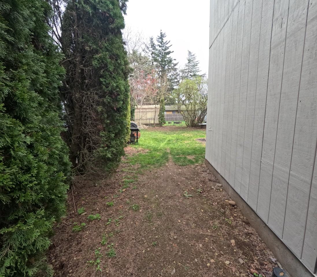 9516 Se 74th Ave #NA - Photo 4 of 15