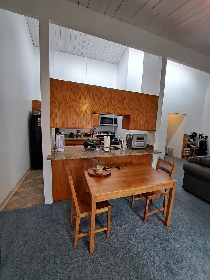 2407 Packard St #1 - Photo 3 of 12