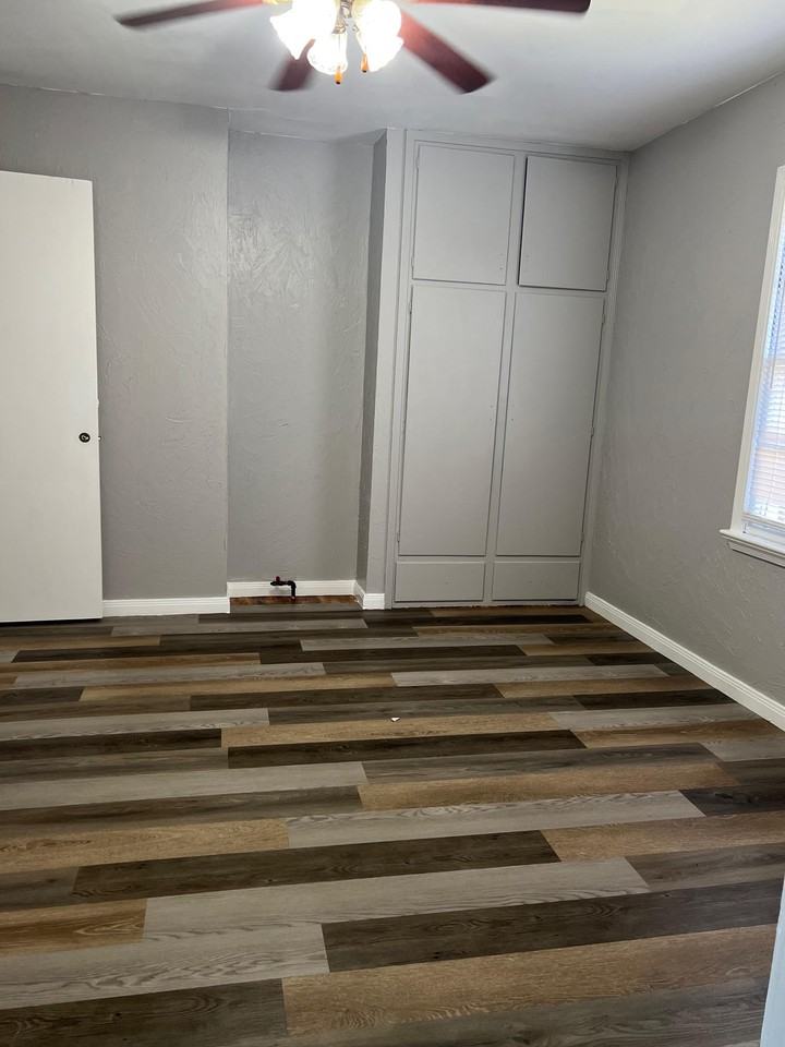 1642 W Britton Rd #1 - Photo 6 of 12