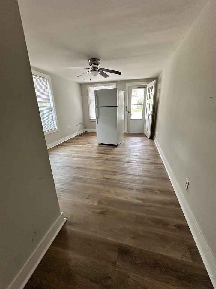 301 Fairview Dr #B - Photo 5 of 6