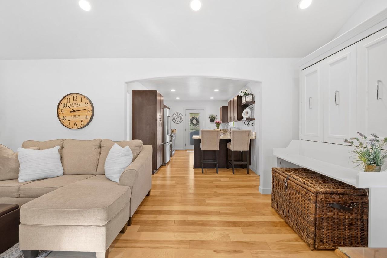 740 Sterling St #1 - Photo 4 of 50