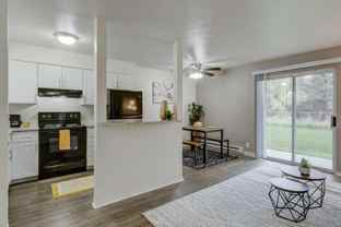 737 N Stilson Rd - Photo 1 of 1