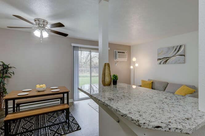 737 N Stilson Rd - Photo 5 of 29