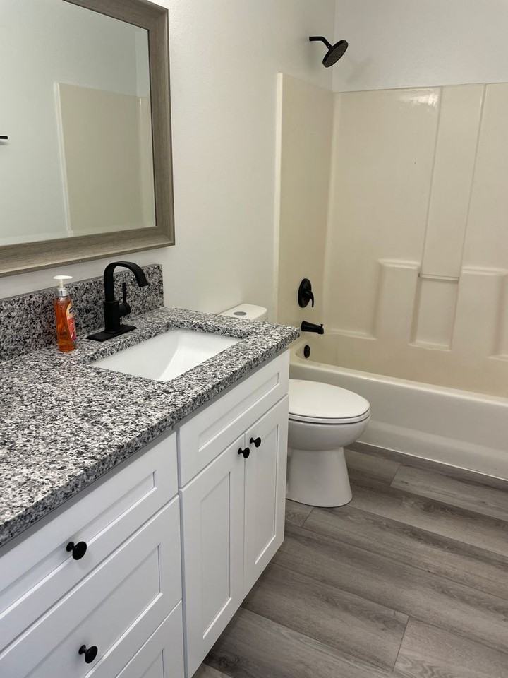 1206 W Columbia Ave - Photo 7 of 10