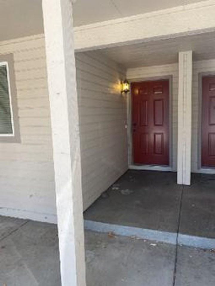 GP1459/1461 - Photo 2 of 8