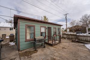 featured image of 1111 E Flint St