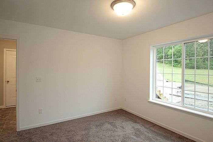 1017 Manitou Trl - Photo 2 of 14