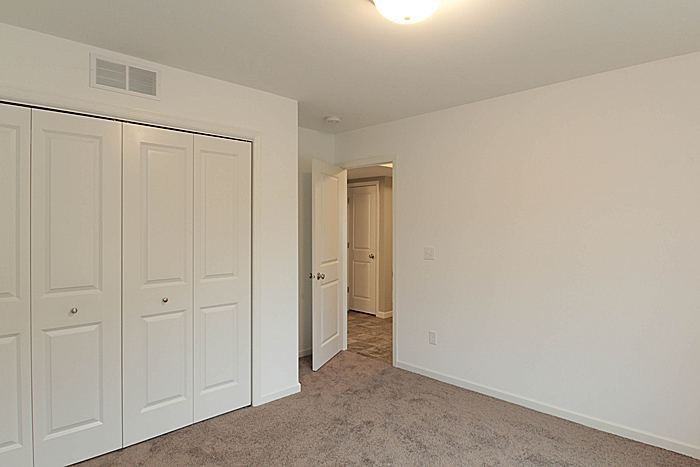 1017 Manitou Trl - Photo 3 of 14