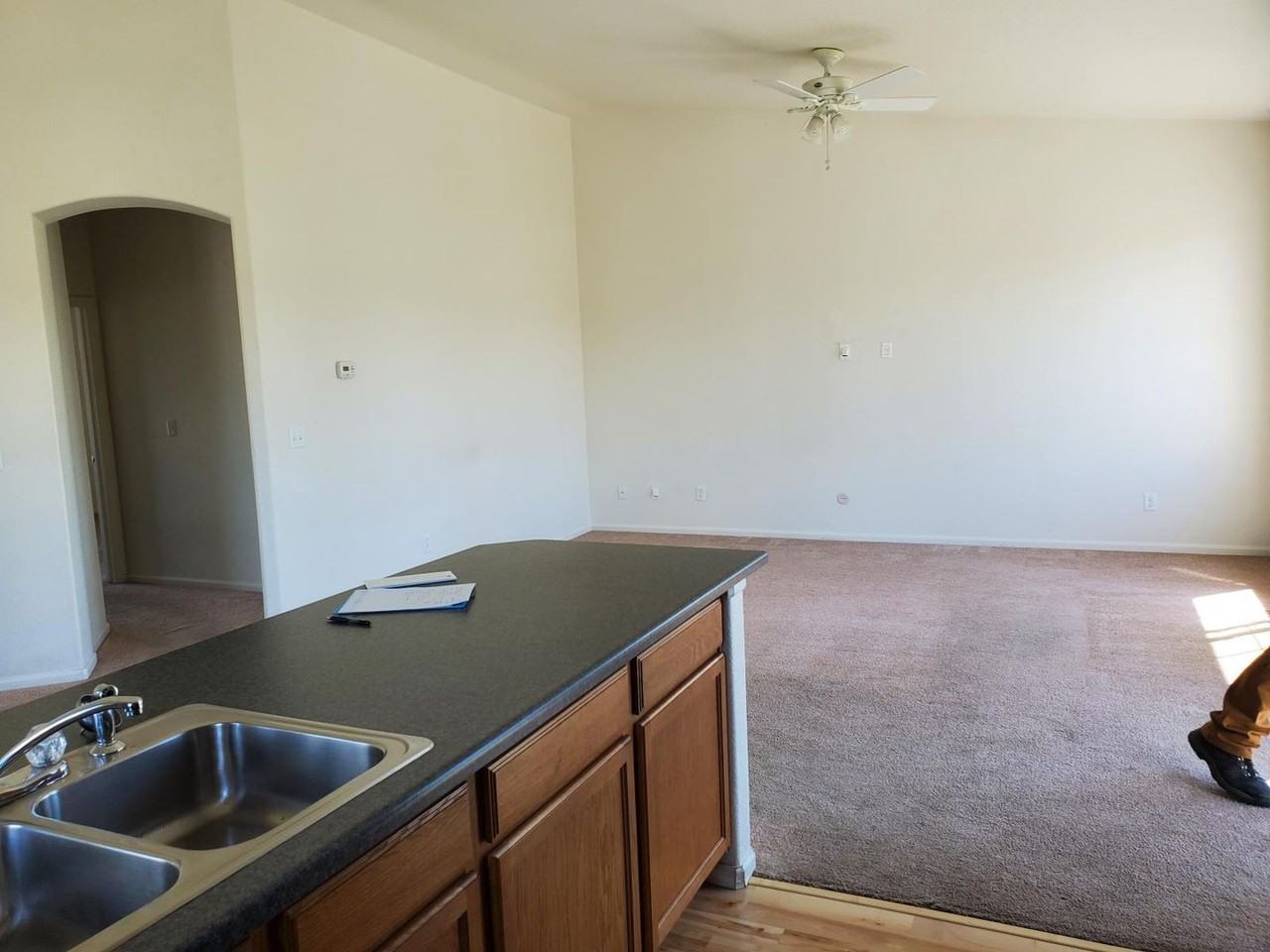 3801 Kenwood Cir - Photo 7 of 16