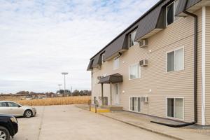 featured image of 704 Nicc Dr