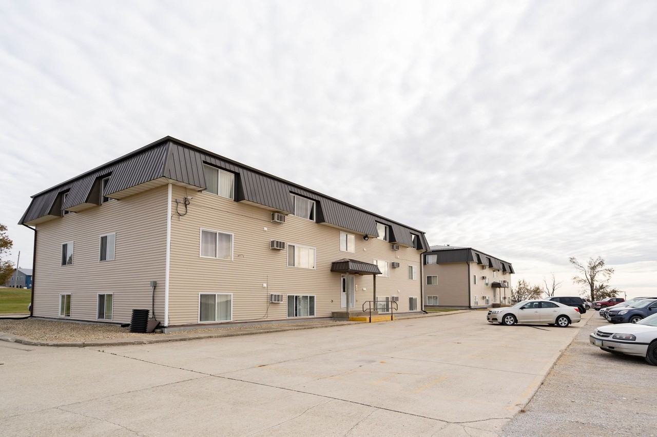 Wild Grove Apartments - 704 NICC - Photo 3 of 12