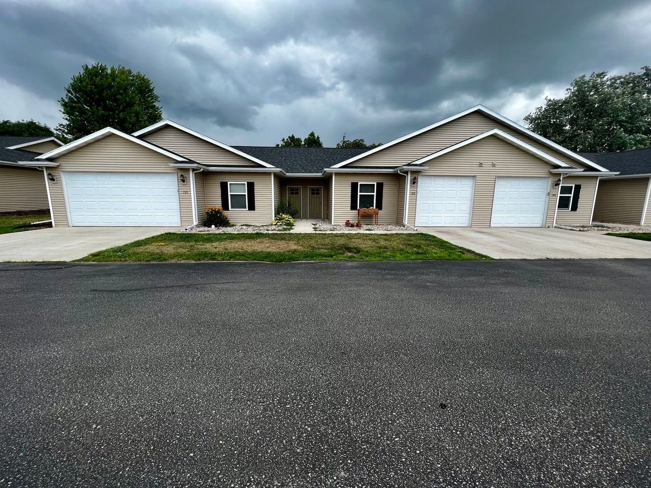 Introducing the Exquisite Plank Road Rentals in Kaukauna, Wisconsin! - Photo 2 of 14