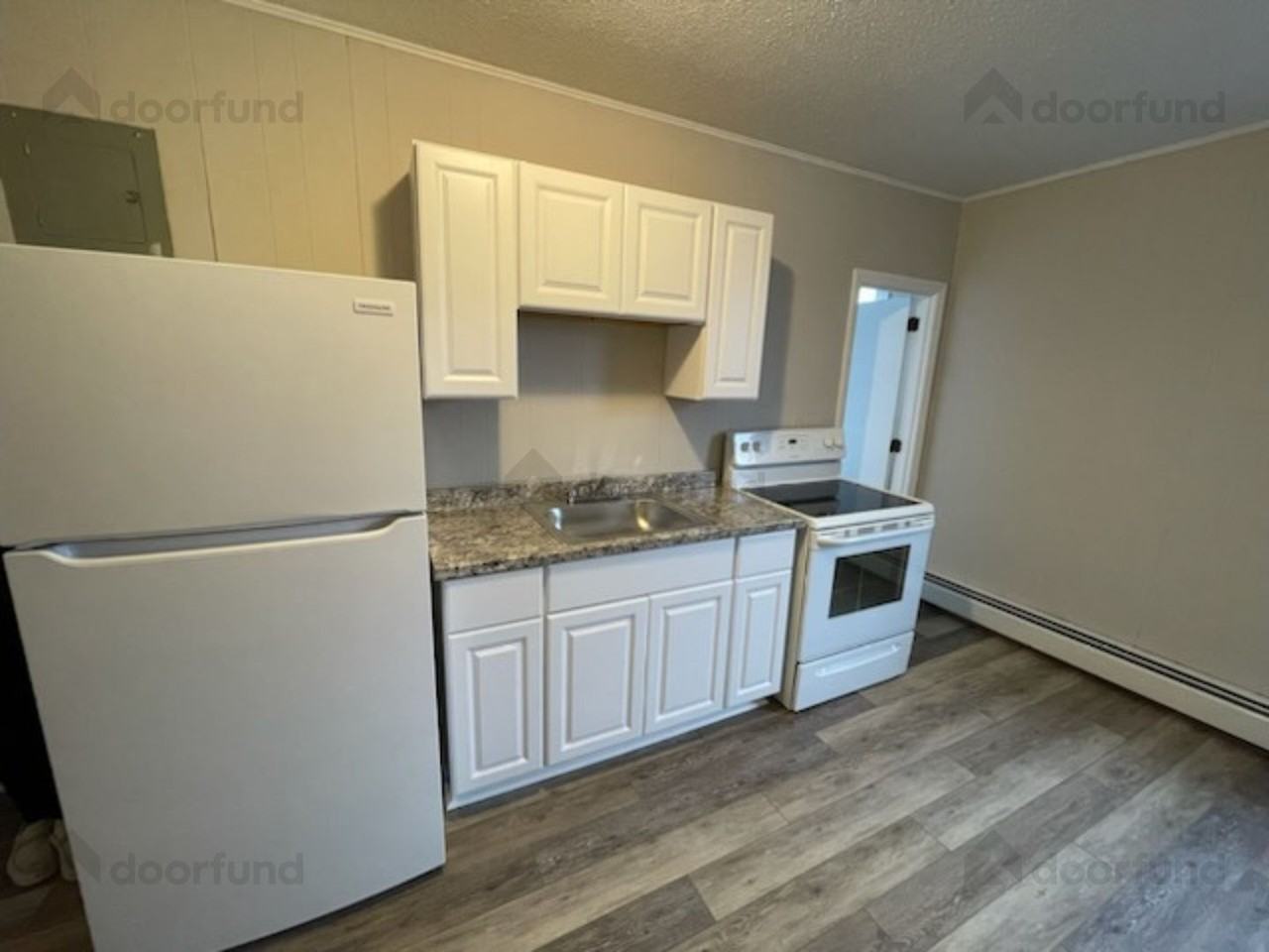 308320 Central Street Apartments 308 Central St, Gardner, MA 01440