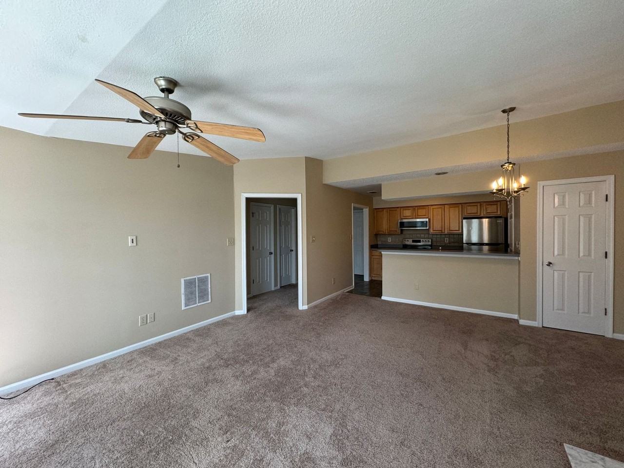 728 Inlet Quay #H - Photo 2 of 17
