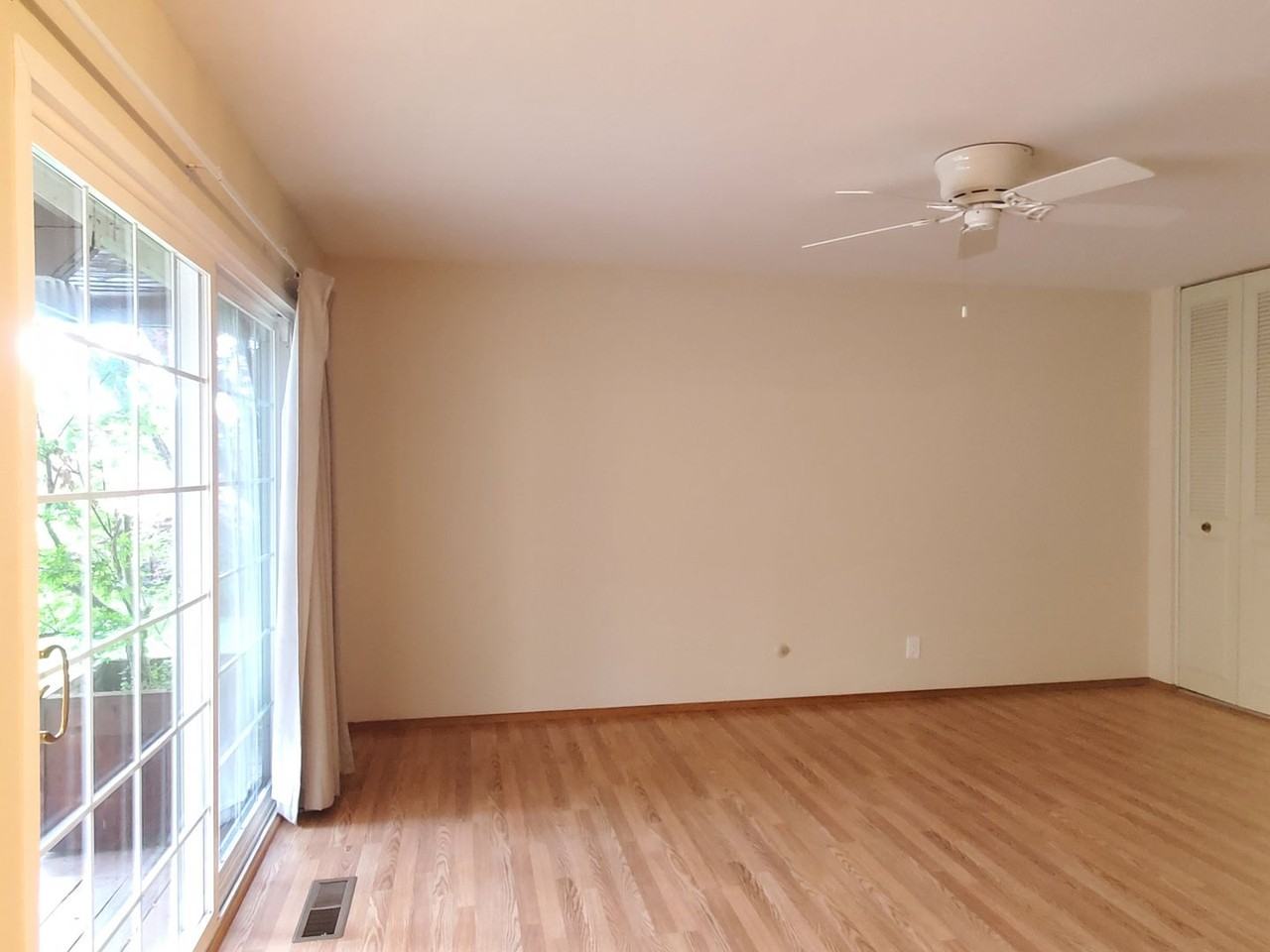 5838 Corumba Ct - Photo 5 of 9