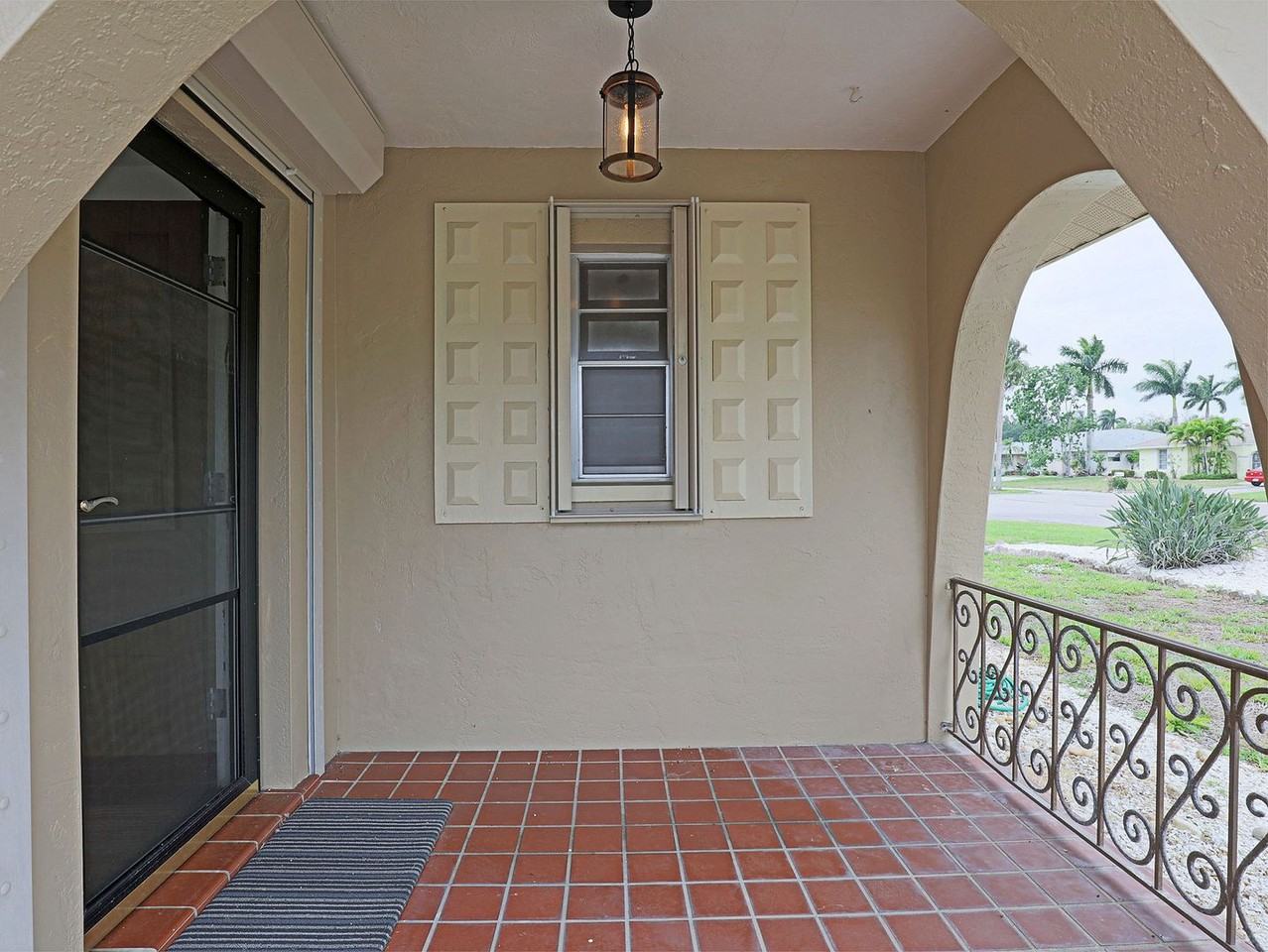 1365 Whiskey Creek Dr - Photo 3 of 25