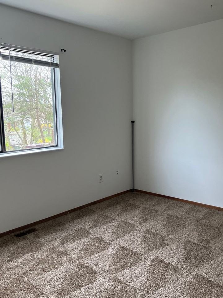 2133 Fair St - Photo 4 of 14