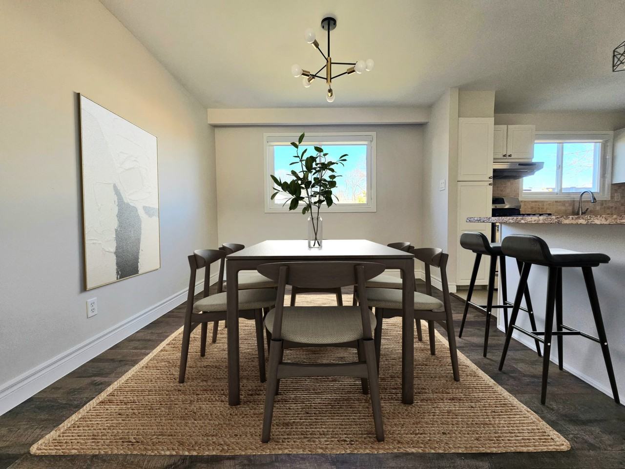 976 Timmins Gdns - Photo 3 of 11