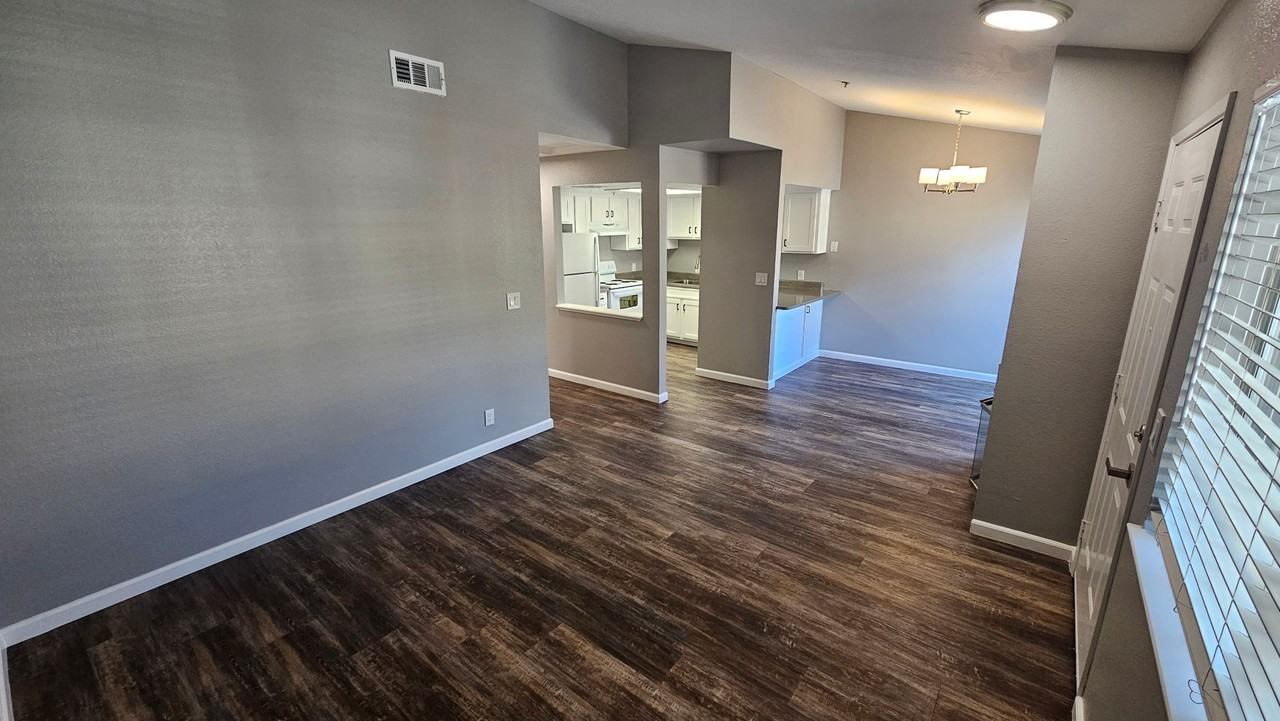 Cherry Blossom Apartments - Photo 3 of 9