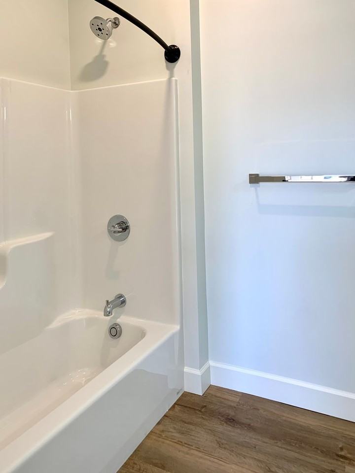 50 Fairview Ave - Photo 4 of 10