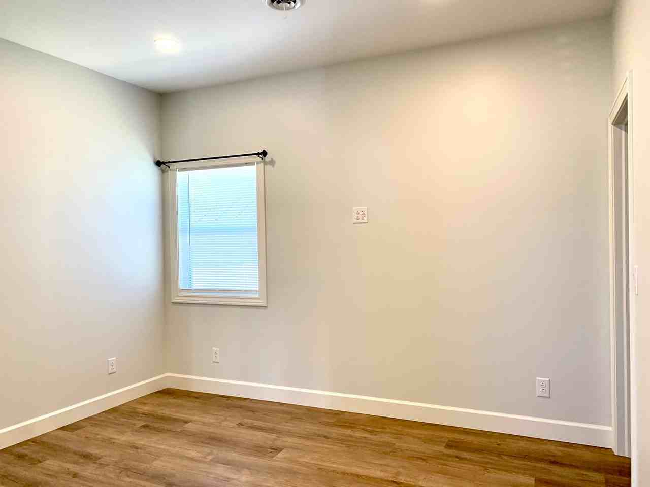 50 Fairview Ave - Photo 6 of 10