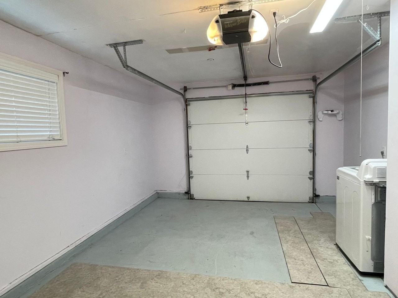 837 Bantam Way - Photo 2 of 20