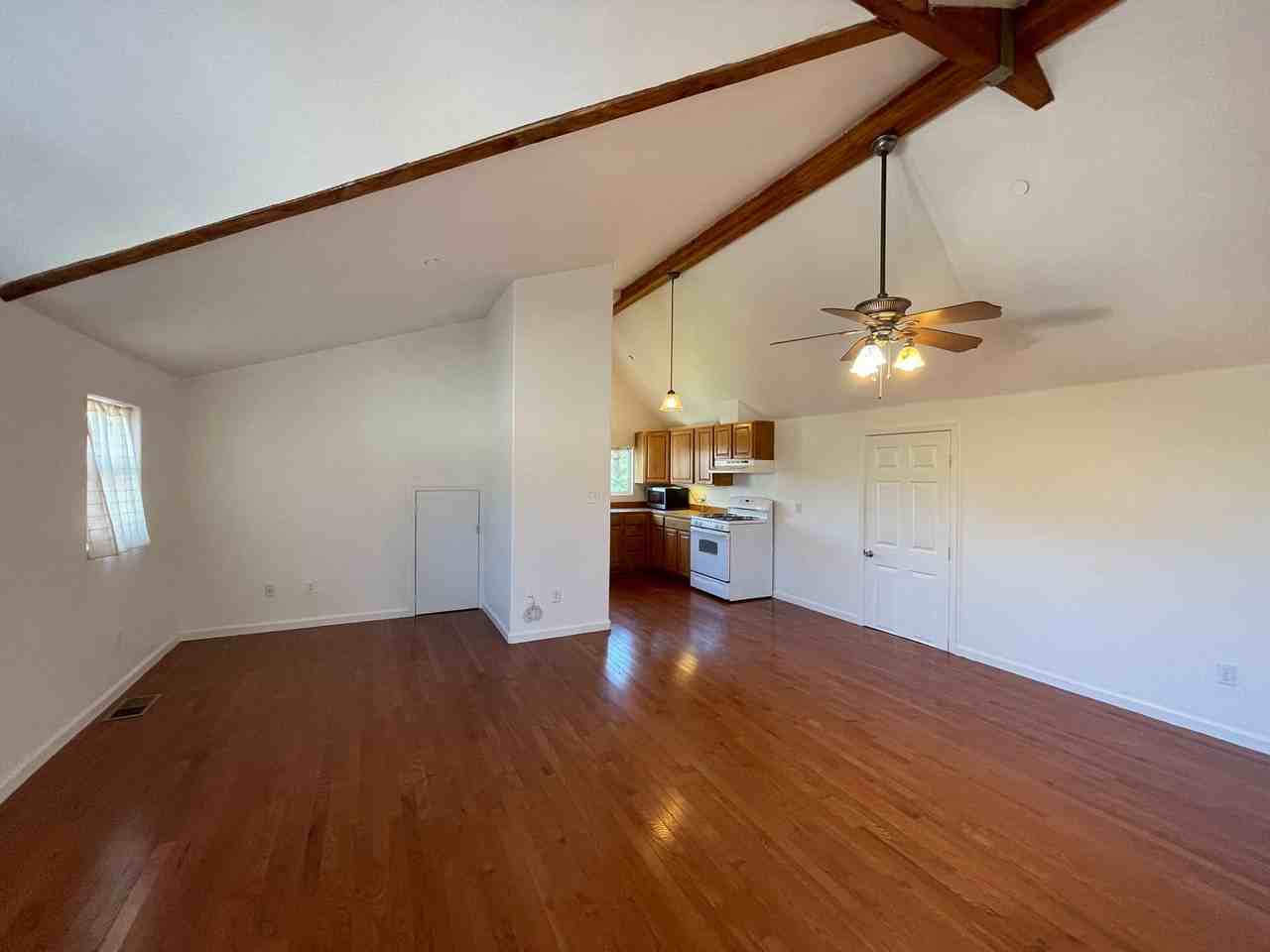 837 Bantam Way - Photo 5 of 20