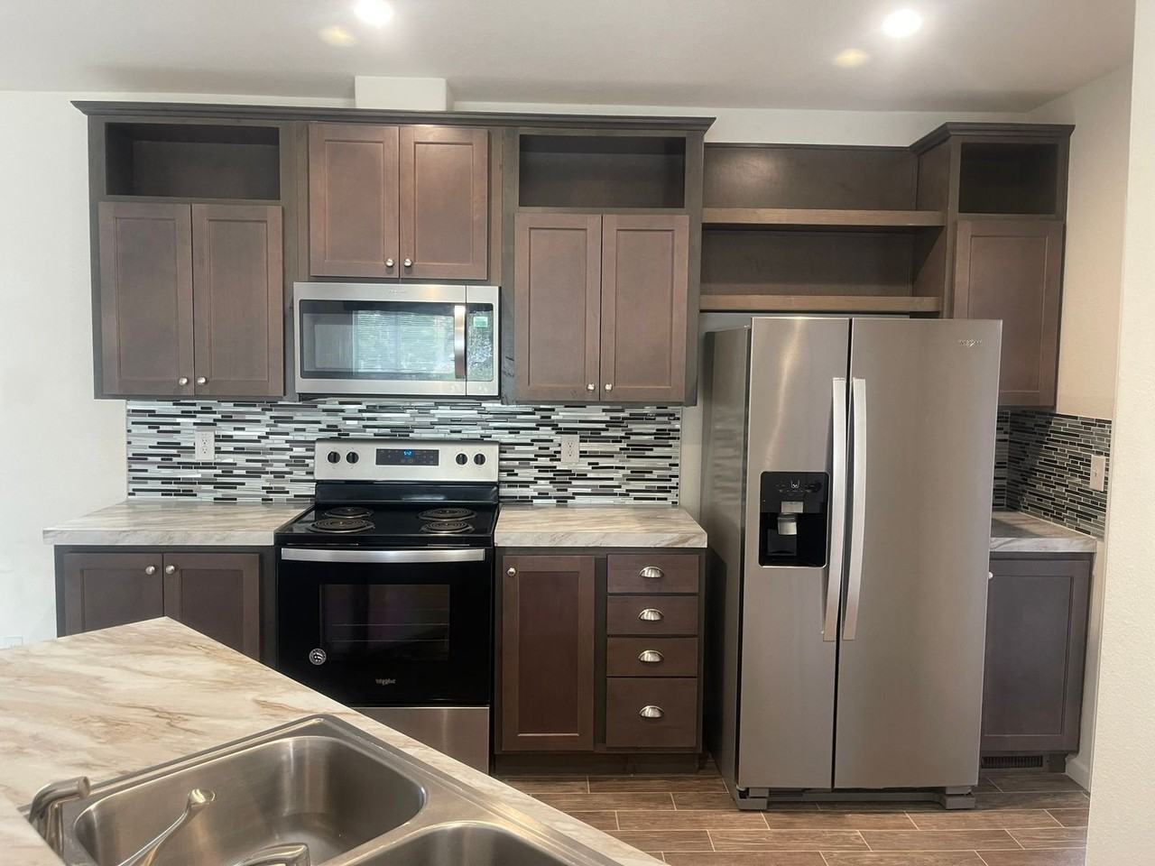 6214 Woodbury Dr - Photo 2 of 40