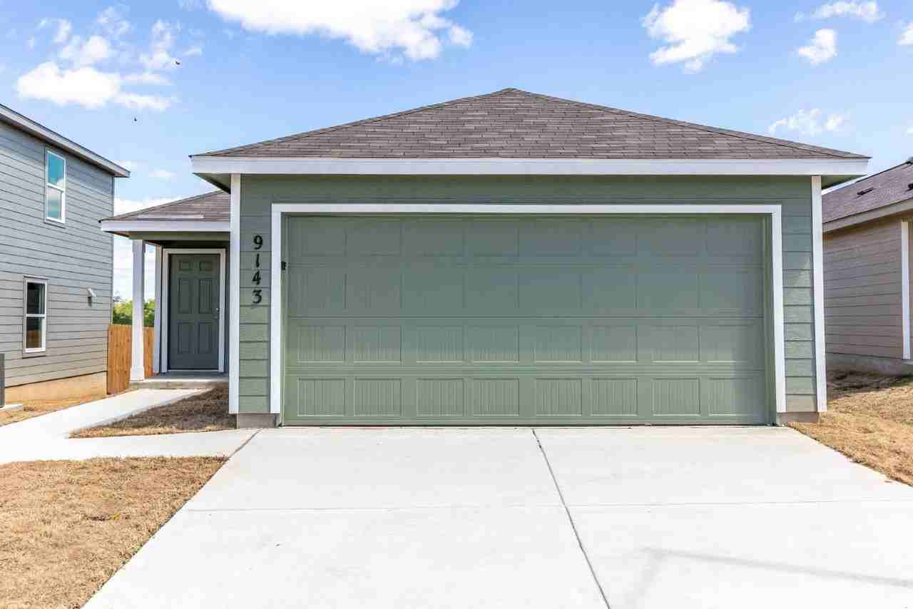 9143 Coronal Rings, San Antonio, TX 78252 3 Bedroom Apartment for