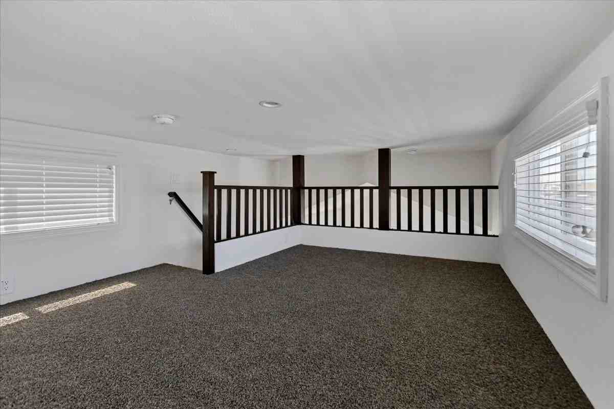 971 W Main St #32 - Photo 4 of 6