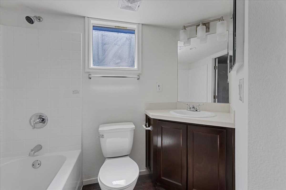 971 W Main St #32 - Photo 5 of 6