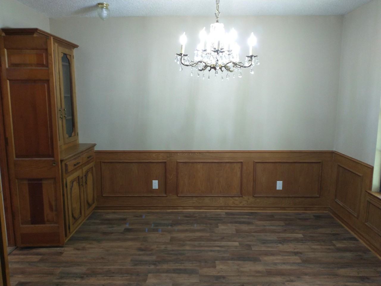 606 Hillcrest Circle #NA - Photo 2 of 14