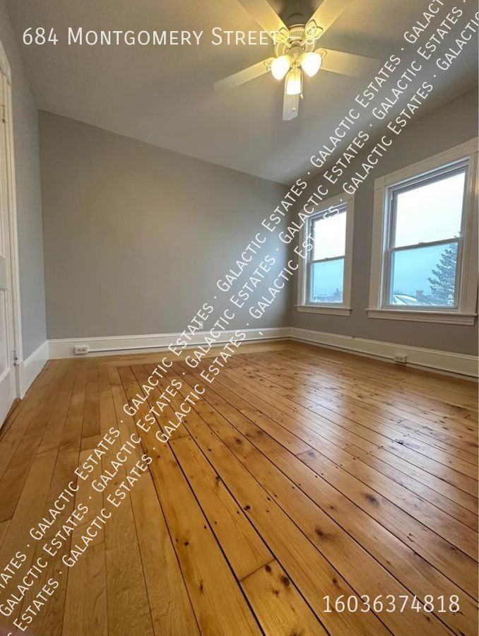 684 Montgomery St #3 - Photo 3 of 11