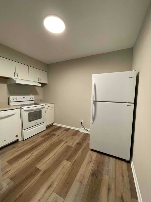 330 Broad Meadows Blvd #F - Photo 3 of 10