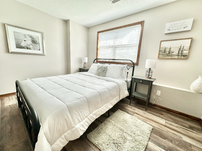 12245 Sw Ann Ct #1 - Photo 3 of 22