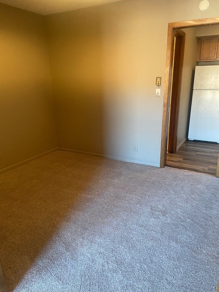 123 Downtown Plaza - Photo 5 of 14