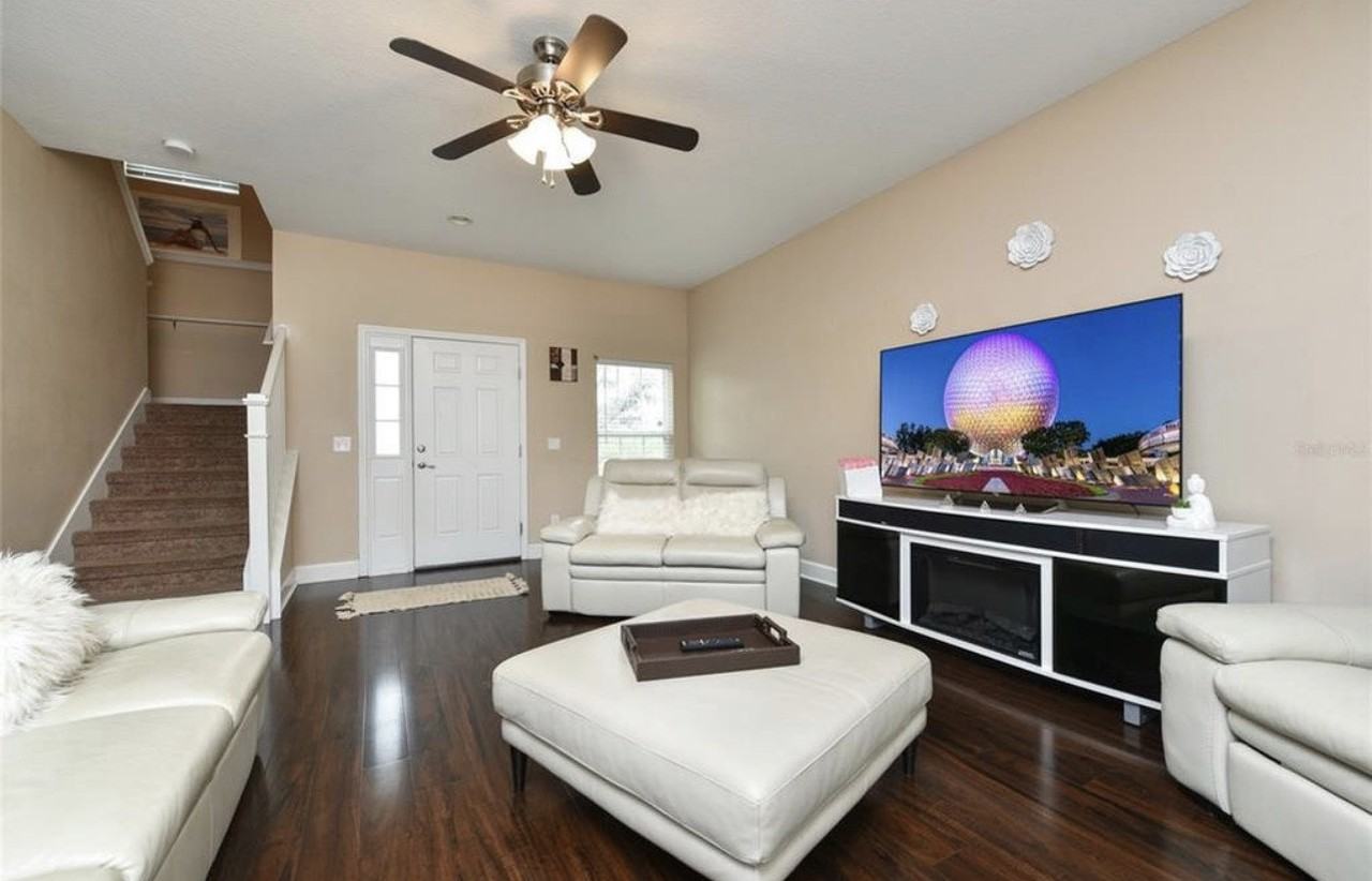 1451 Salisbury Drive - Photo 3 of 13