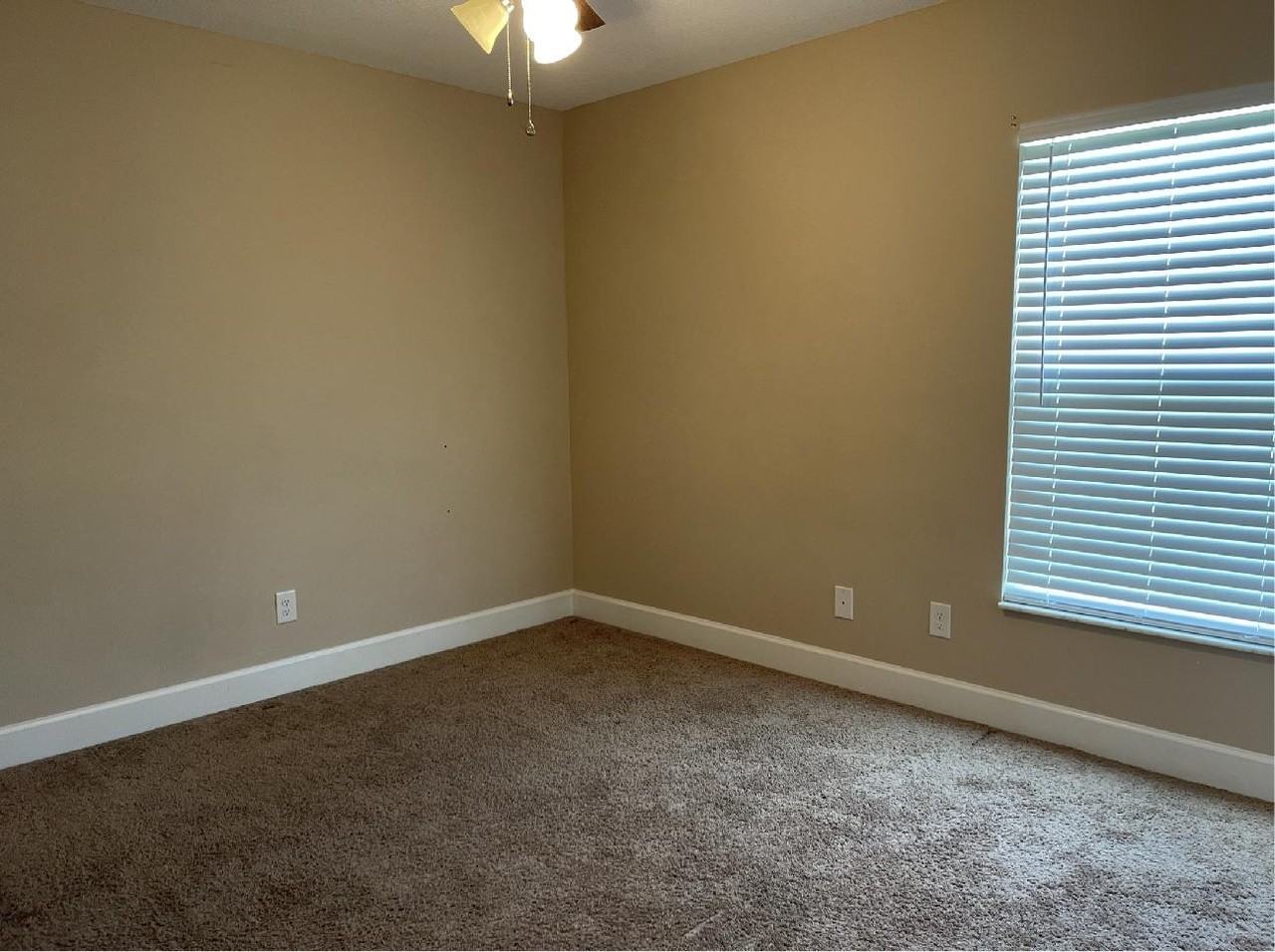 1451 Salisbury Drive - Photo 4 of 13