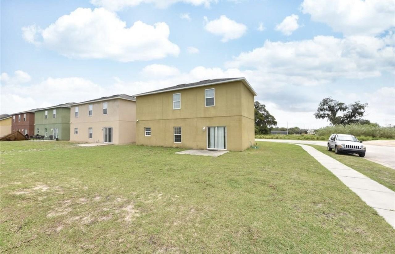 1451 Salisbury Drive - Photo 5 of 13