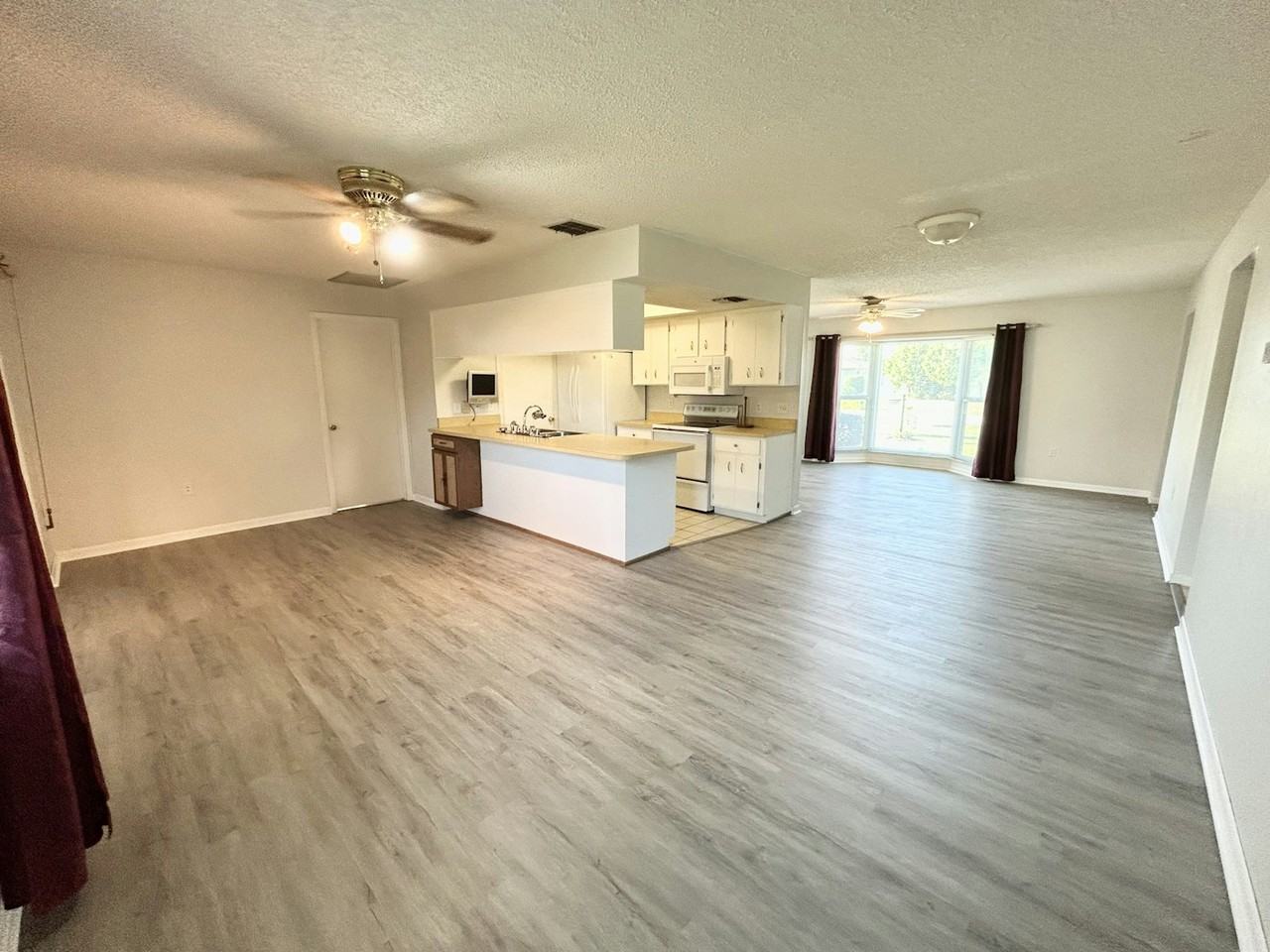 4107 Santiago Street - Photo 3 of 9