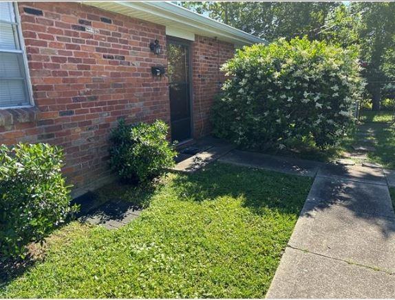 2804 Longwood Dr #C - Photo 7 of 8