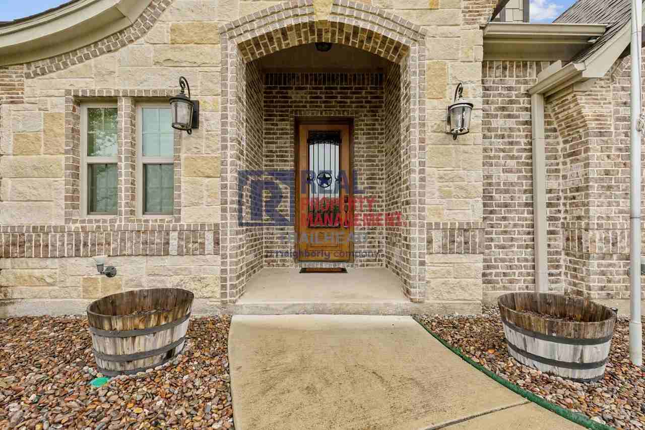 113 Maral Ln - Photo 6 of 33