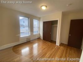 featured image of 176 N Beacon St #1A