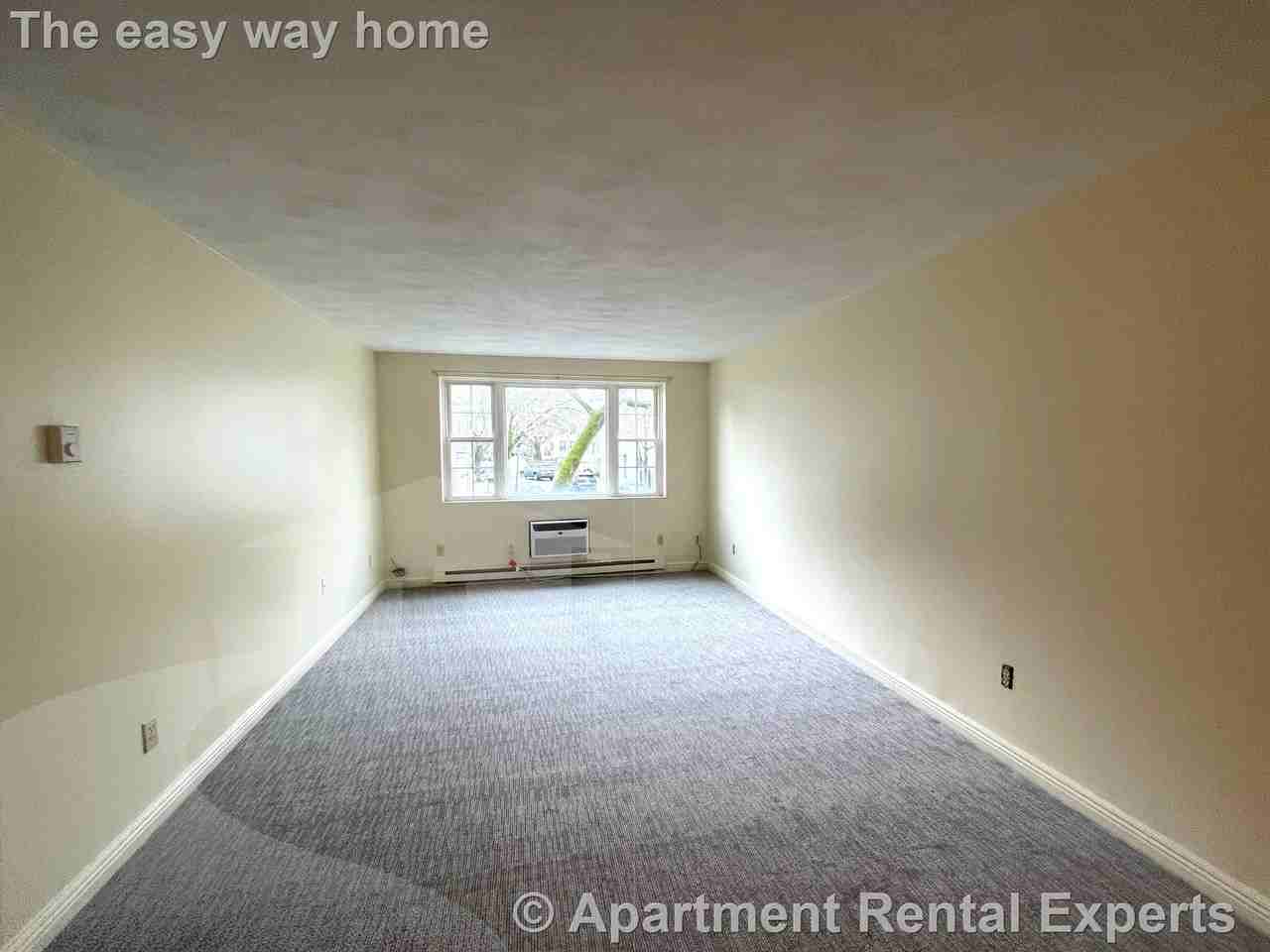 21 Franklin St #6 - Photo 2 of 8