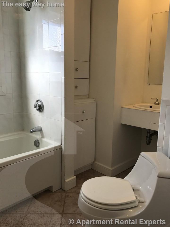 94 Heath St #1 - Photo 6 of 9