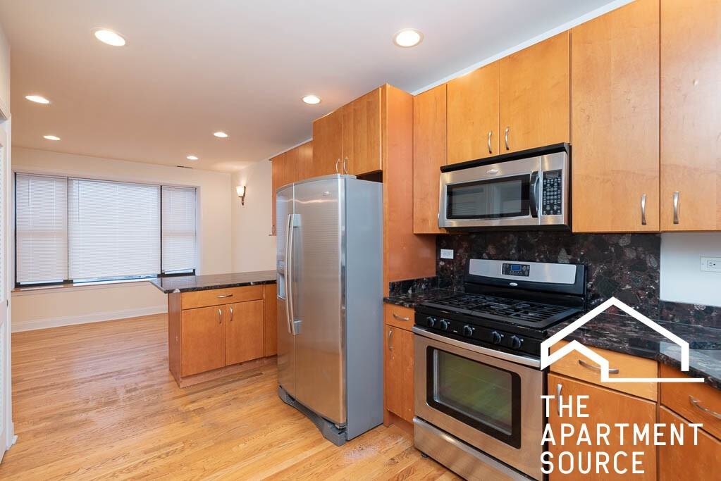 5205 W Belmont Ave #2D - Photo 4 of 21