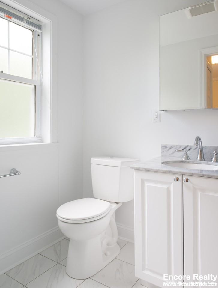 210 Independence Dr - Photo 6 of 9